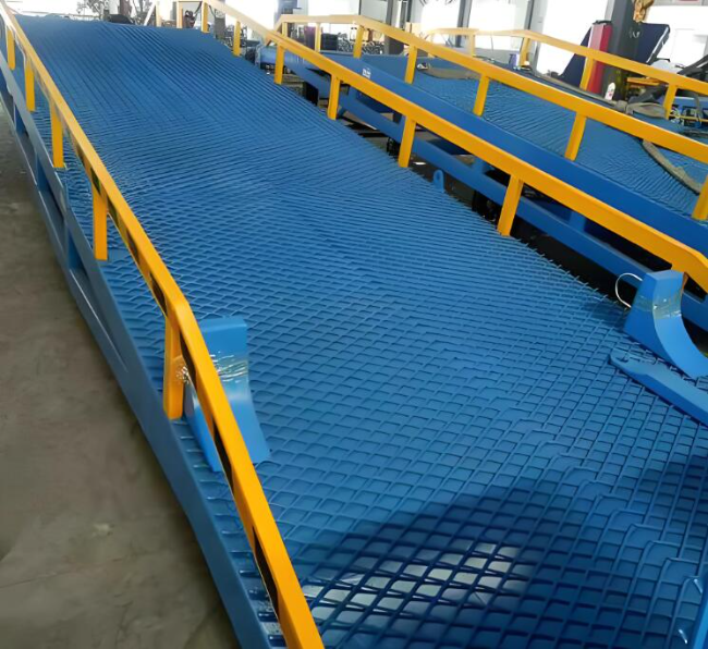 方正移动式液压登车桥